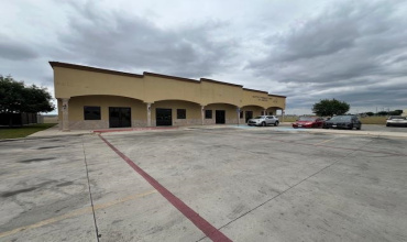 6602 Polaris Dr, Laredo, Texas 78041, 1 Room Rooms,2 BathroomsBathrooms,Commercial retail/office,For Rent,6602 Polaris Dr,20241823