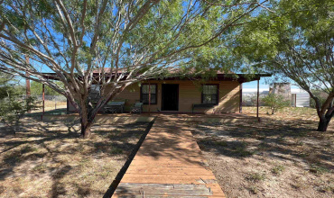 4020 TX State Hwy 16, Zapata, Texas 78076, 2 Bedrooms Bedrooms, 3 Rooms Rooms,2 BathroomsBathrooms,Residential,For Sale,4020 TX State Hwy 16,20234115