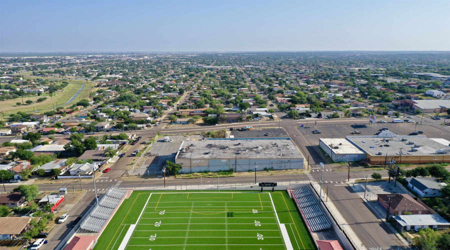 201 E Clark Blvd, Laredo, Texas 78040, 1 Room Rooms,2 BathroomsBathrooms,Commercial retail/office,For Rent,201 E Clark Blvd,20242328