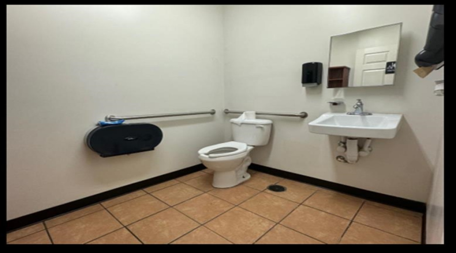 416 Grand Central Blvd, Laredo, Texas 78045, 1 Room Rooms,2 BathroomsBathrooms,Commercial retail/office,For Rent,416 Grand Central Blvd,20242364