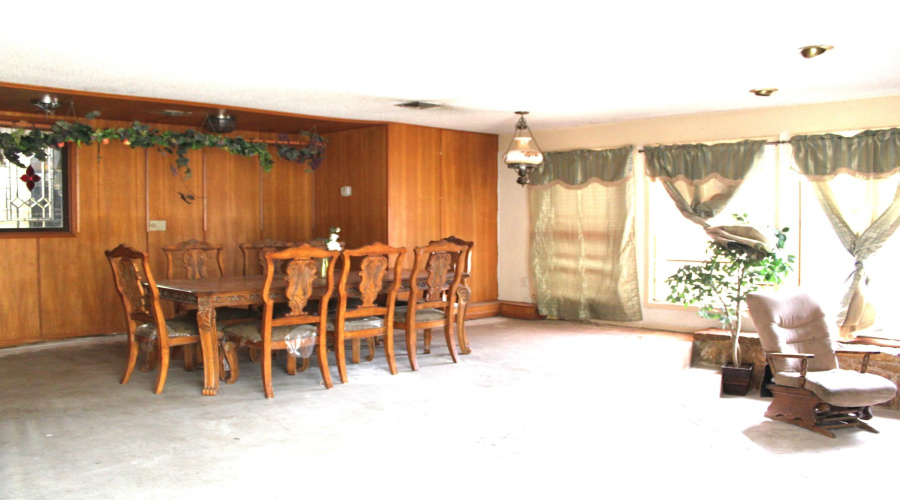 2002 Kennedy St, Zapata, Texas 78076, 4 Bedrooms Bedrooms, 9 Rooms Rooms,2 BathroomsBathrooms,Residential,For Sale,2002 Kennedy St,20242434