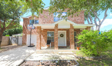5234 Rains Dr, Laredo, Texas 78043, 3 Bedrooms Bedrooms, 5 Rooms Rooms,2 BathroomsBathrooms,Residential,For Sale,5234 Rains Dr,20242497