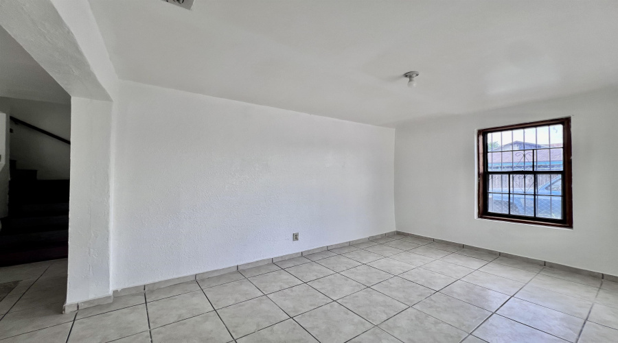 231 Segovia Dr, Laredo, Texas 78046, 4 Bedrooms Bedrooms, 9 Rooms Rooms,2 BathroomsBathrooms,Residential,For Sale,231 Segovia Dr,20243024