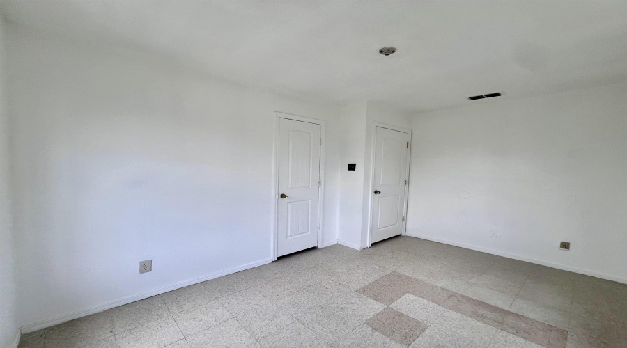 231 Segovia Dr, Laredo, Texas 78046, 4 Bedrooms Bedrooms, 9 Rooms Rooms,2 BathroomsBathrooms,Residential,For Sale,231 Segovia Dr,20243024