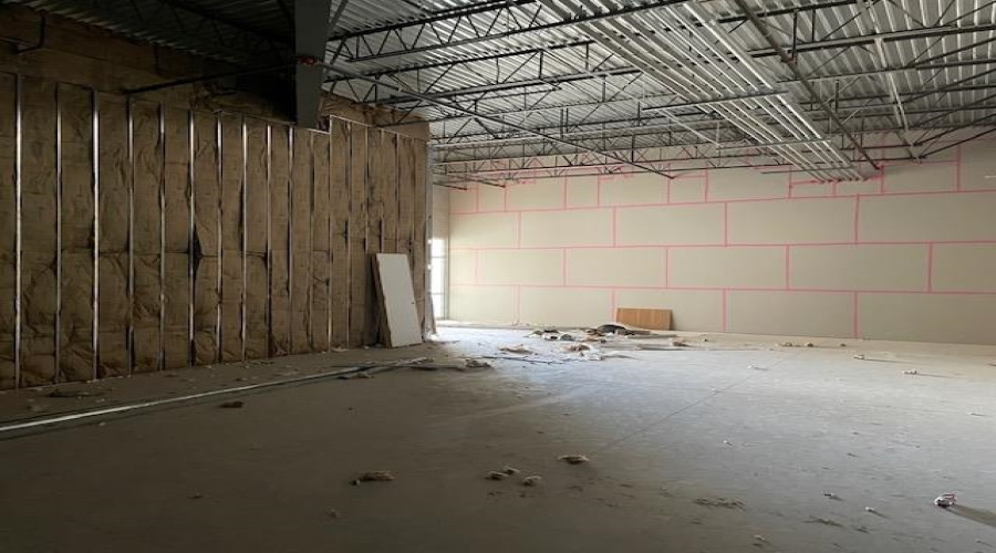 12602 Mines Rd, Laredo, Texas 78045, 1 Room Rooms,Commercial retail/office,For Rent,12602 Mines Rd,20244030