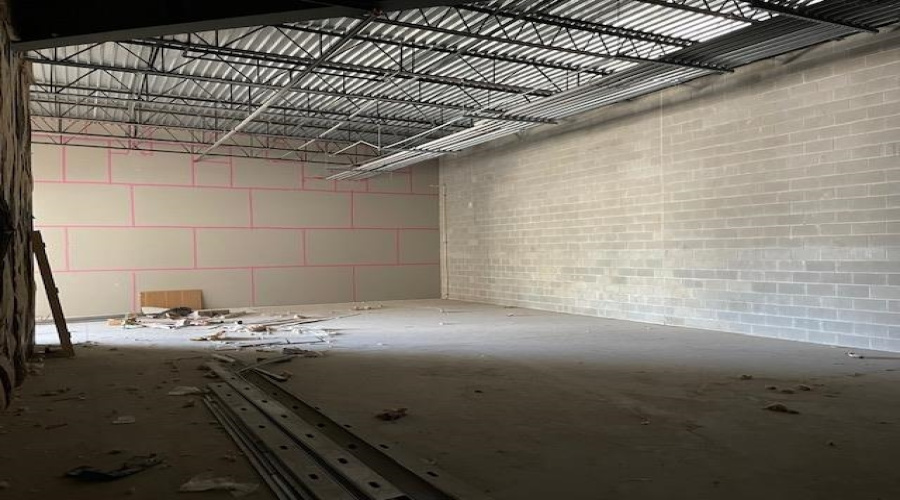 12602 Mines Rd, Laredo, Texas 78045, 1 Room Rooms,Commercial retail/office,For Rent,12602 Mines Rd,20244030