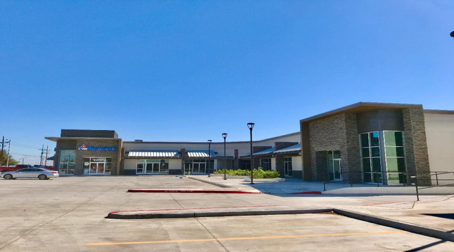 12602 Mines Rd, Laredo, Texas 78045, 1 Room Rooms,Commercial retail/office,For Rent,12602 Mines Rd,20244030