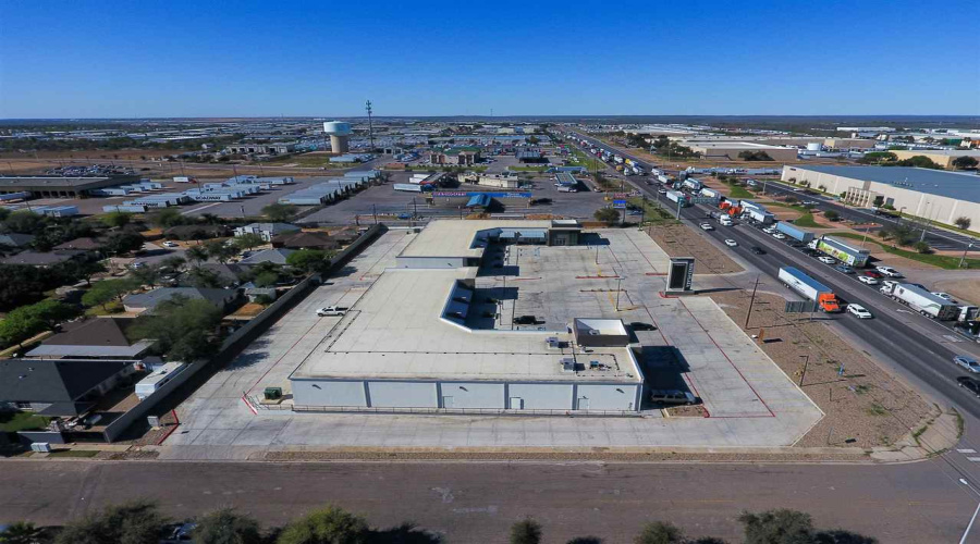 12602 Mines Rd, Laredo, Texas 78045, 1 Room Rooms,Commercial retail/office,For Rent,12602 Mines Rd,20244030