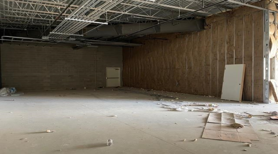 12602 Mines Rd, Laredo, Texas 78045, 1 Room Rooms,Commercial retail/office,For Rent,12602 Mines Rd,20244030