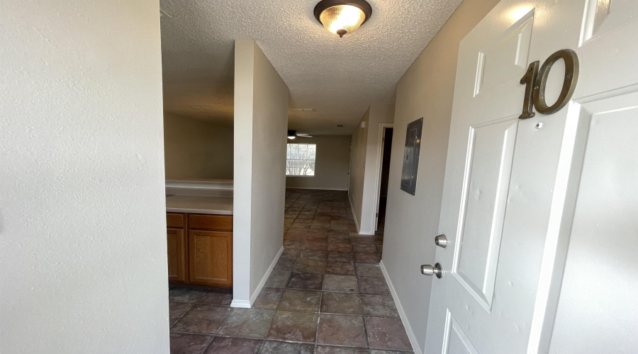 511 Shiloh Dr, LAREDO, Texas 78045, 1 Bedroom Bedrooms, 4 Rooms Rooms,1 BathroomBathrooms,Residential,For Rent,511 Shiloh Dr,20244370