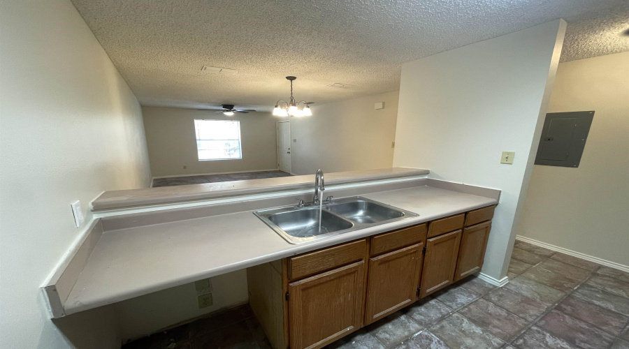 511 Shiloh Dr, LAREDO, Texas 78045, 1 Bedroom Bedrooms, 4 Rooms Rooms,1 BathroomBathrooms,Residential,For Rent,511 Shiloh Dr,20244370