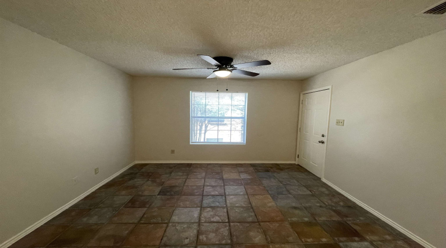 511 Shiloh Dr, LAREDO, Texas 78045, 1 Bedroom Bedrooms, 4 Rooms Rooms,1 BathroomBathrooms,Residential,For Rent,511 Shiloh Dr,20244370