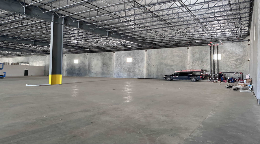 172 E Interamerica Blvd, Laredo, Texas 78045, 1 Bedroom Bedrooms, 51 Rooms Rooms,2 BathroomsBathrooms,Commercial/industrial,For Rent,172 E Interamerica Blvd,20244410