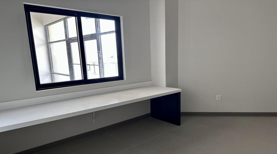 172 E Interamerica Blvd, Laredo, Texas 78045, 1 Bedroom Bedrooms, 51 Rooms Rooms,2 BathroomsBathrooms,Commercial/industrial,For Rent,172 E Interamerica Blvd,20244410