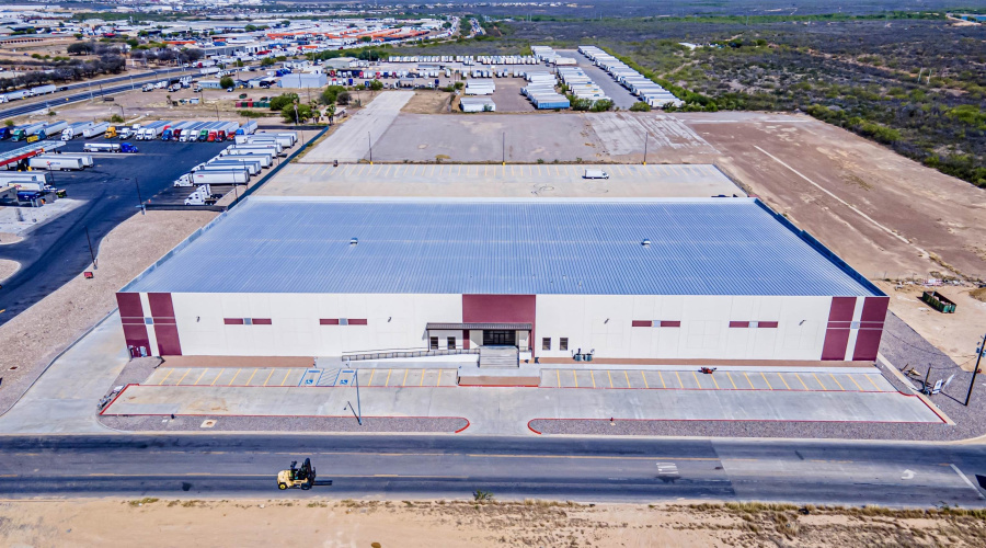 172 E Interamerica Blvd, Laredo, Texas 78045, 1 Bedroom Bedrooms, 51 Rooms Rooms,2 BathroomsBathrooms,Commercial/industrial,For Rent,172 E Interamerica Blvd,20244410