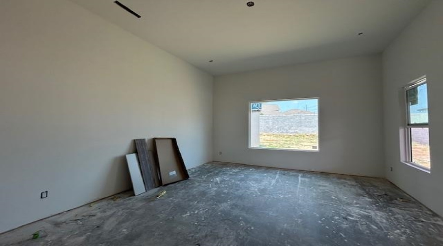 8703 Plantation East Dr, Laredo, Texas 78045, 3 Bedrooms Bedrooms, 6 Rooms Rooms,3 BathroomsBathrooms,Residential,For Sale,8703 Plantation East Dr,20244563