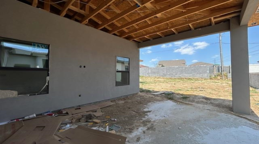 8703 Plantation East Dr, Laredo, Texas 78045, 3 Bedrooms Bedrooms, 6 Rooms Rooms,3 BathroomsBathrooms,Residential,For Sale,8703 Plantation East Dr,20244563