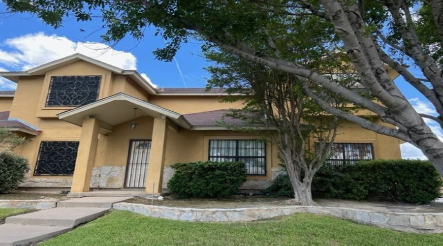 1602 Jacaman Rd, LAREDO, Texas 78041, 3 Bedrooms Bedrooms, 5 Rooms Rooms,2 BathroomsBathrooms,Residential,For Rent,1602 Jacaman Rd,20250058