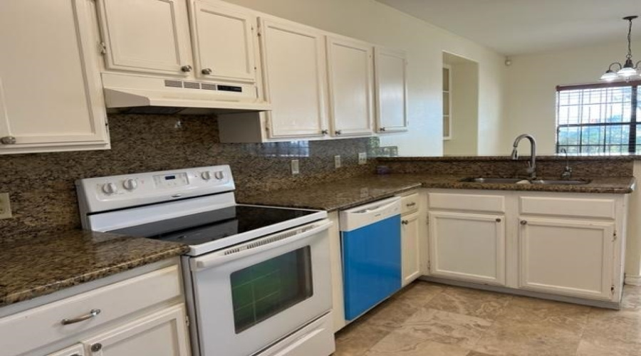 1602 Jacaman Rd, LAREDO, Texas 78041, 3 Bedrooms Bedrooms, 5 Rooms Rooms,2 BathroomsBathrooms,Residential,For Rent,1602 Jacaman Rd,20250058
