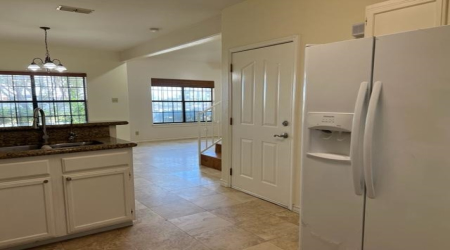 1602 Jacaman Rd, LAREDO, Texas 78041, 3 Bedrooms Bedrooms, 5 Rooms Rooms,2 BathroomsBathrooms,Residential,For Rent,1602 Jacaman Rd,20250058