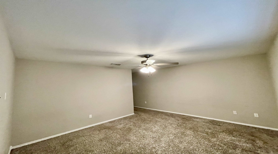 303 Rockpile Creek Ln, Laredo, Texas 78045, 5 Bedrooms Bedrooms, 9 Rooms Rooms,3 BathroomsBathrooms,Residential,For Sale,303 Rockpile Creek Ln,20250160