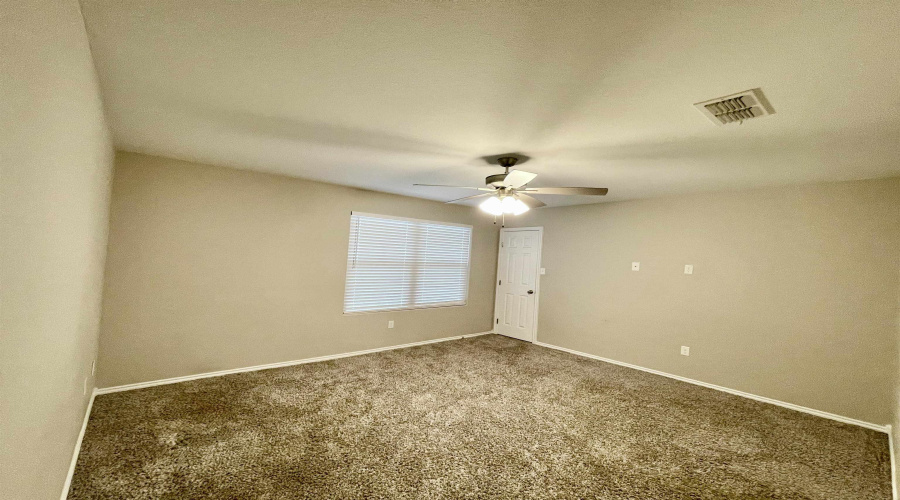 303 Rockpile Creek Ln, Laredo, Texas 78045, 5 Bedrooms Bedrooms, 9 Rooms Rooms,3 BathroomsBathrooms,Residential,For Sale,303 Rockpile Creek Ln,20250160