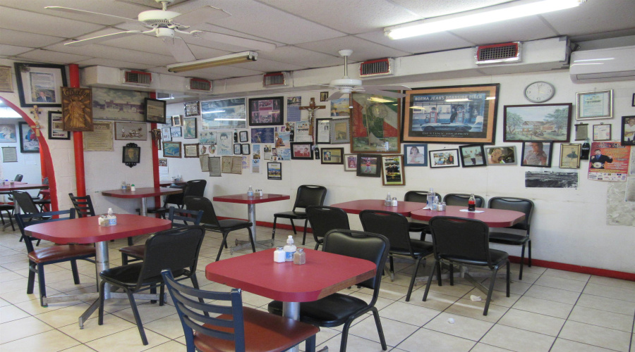 3810 E Saunders St, Laredo, Texas 78041-7644, 1 Room Rooms,4 BathroomsBathrooms,Commercial retail/office,For Sale,3810 E Saunders St,20250237