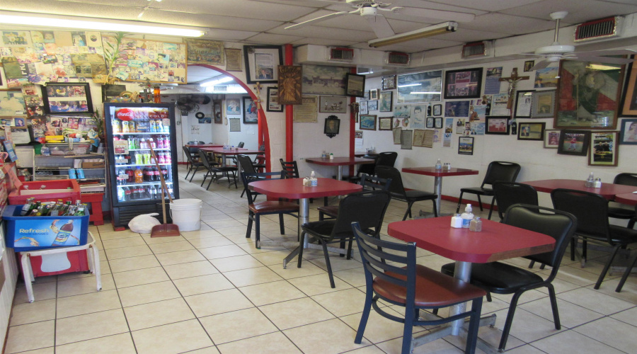3810 E Saunders St, Laredo, Texas 78041-7644, 1 Room Rooms,4 BathroomsBathrooms,Commercial retail/office,For Sale,3810 E Saunders St,20250237