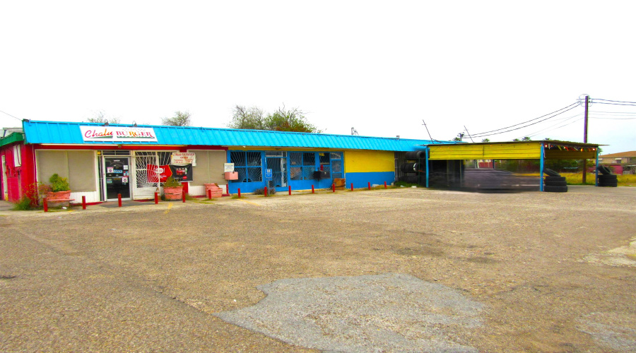 3810 E Saunders St, Laredo, Texas 78041-7644, 1 Room Rooms,4 BathroomsBathrooms,Commercial retail/office,For Sale,3810 E Saunders St,20250237