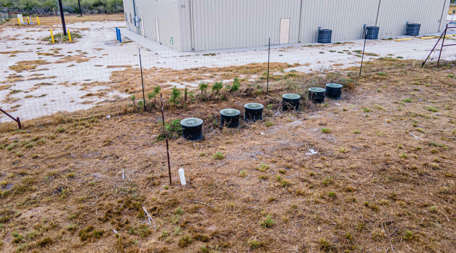 25998 State Hwy 359, Bruni, Texas 78344, 1 Bedroom Bedrooms, ,3 BathroomsBathrooms,Commercial/industrial,For Sale,25998 State Hwy 359,20250301