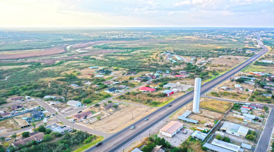 2724 S U.S. Hwy 83, ZAPATA, Texas 78076, ,Land,For Sale,2724 S U.S. Hwy 83,20244544