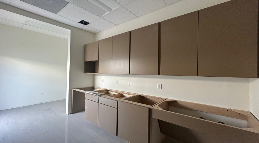 7616 Rocio Dr, Laredo, Texas 78045, 1 Room Rooms,1 BathroomBathrooms,Commercial retail/office,For Rent,7616 Rocio Dr,20250377