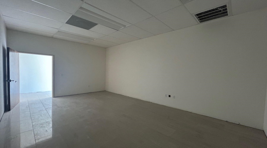 7616 Rocio Dr, Laredo, Texas 78045, 1 Room Rooms,1 BathroomBathrooms,Commercial retail/office,For Rent,7616 Rocio Dr,20250377