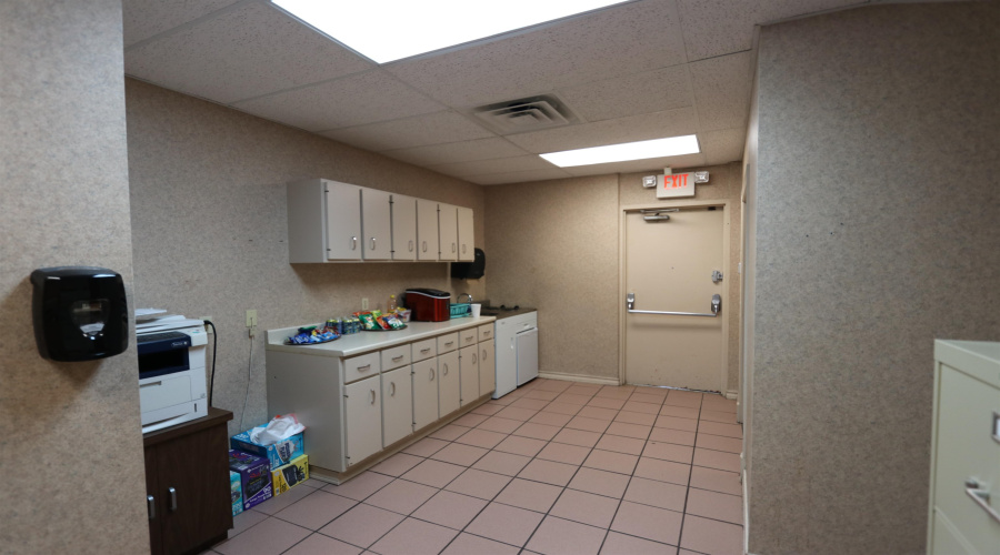 1302 Washington St, Laredo, Texas 78040, 1 Room Rooms,4 BathroomsBathrooms,Commercial retail/office,For Rent,1302 Washington St,20250383