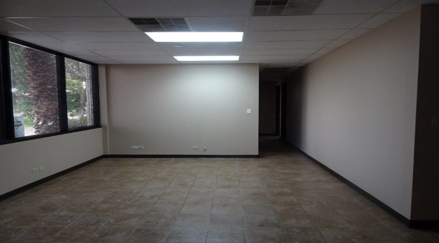 5215 McPherson Rd, Laredo, Texas 78041, 1 Room Rooms,4 BathroomsBathrooms,Commercial retail/office,For Sale,5215 McPherson Rd,20250527