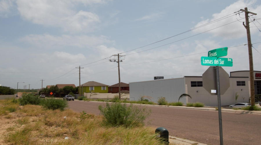 2501 Lomas Del Sur, Laredo, Texas 78046, ,Land,For Sale,2501 Lomas Del Sur,20250620