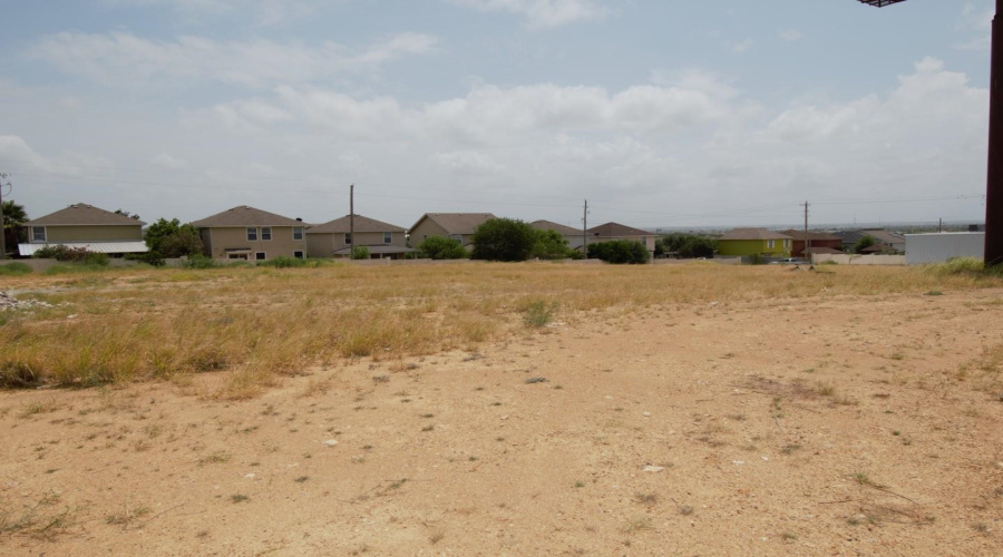 2501 Lomas Del Sur, Laredo, Texas 78046, ,Land,For Sale,2501 Lomas Del Sur,20250620