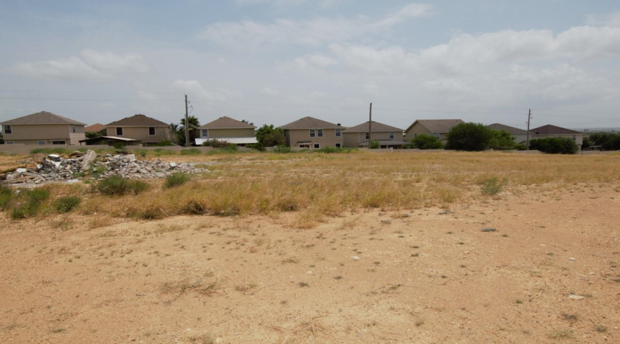 2501 Lomas Del Sur, Laredo, Texas 78046, ,Land,For Sale,2501 Lomas Del Sur,20250620