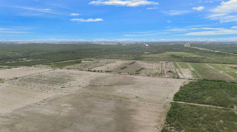 6948 U.S. Hwy 83, Laredo, Texas 78046, ,Land,For Rent,6948 U.S. Hwy 83,20250664