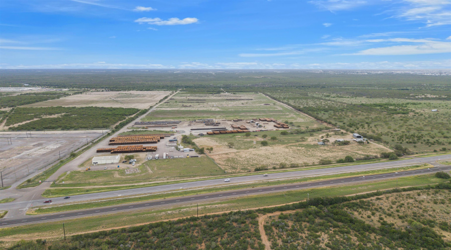 6948 U.S. Hwy 83, Laredo, Texas 78046, ,Land,For Rent,6948 U.S. Hwy 83,20250664