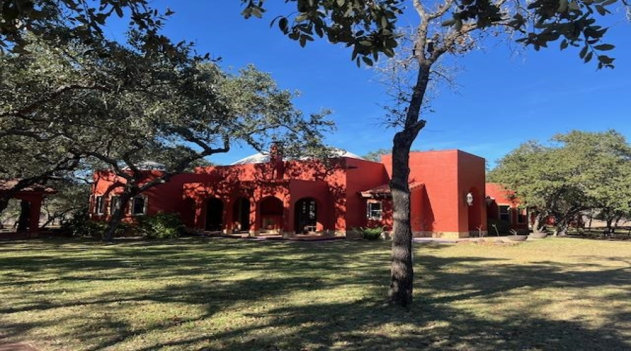 200 CR 7721, NATALIA, Texas 78059, 3 Bedrooms Bedrooms, 7 Rooms Rooms,3 BathroomsBathrooms,Residential,For Sale,200 CR 7721,20250786