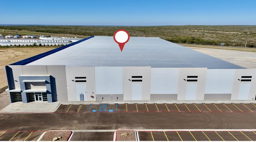 19926 Kraus Lp., Laredo, Texas 78045, 1 Bedroom Bedrooms, 51 Rooms Rooms,4 BathroomsBathrooms,Commercial/industrial,For Rent,19926 Kraus Lp.,20250889