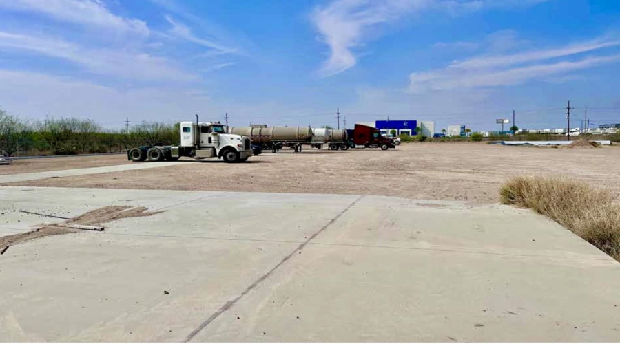 22324 Sulfur Mine Rd, Laredo, Texas 78045, ,Land,For Rent,22324 Sulfur Mine Rd,20250885