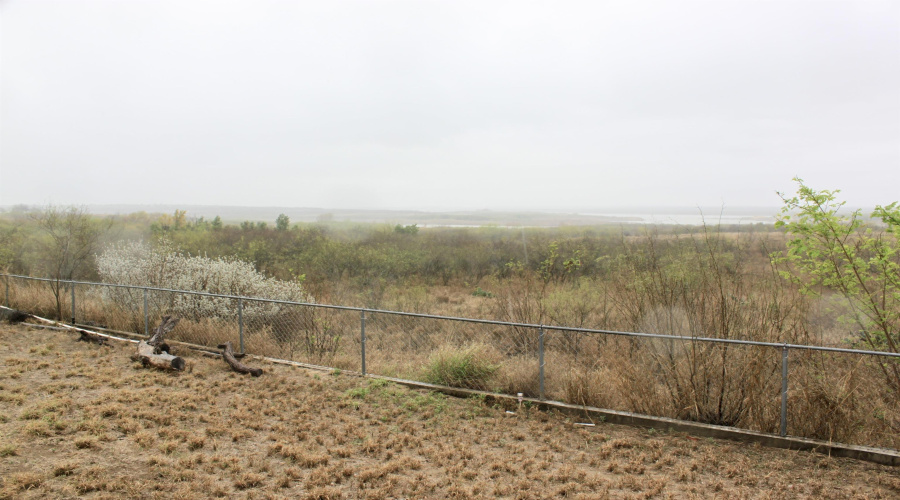 5111 Siesta Ln, Zapata, Texas 78076, 3 Bedrooms Bedrooms, 6 Rooms Rooms,2 BathroomsBathrooms,Residential,For Sale,5111 Siesta Ln,20250910