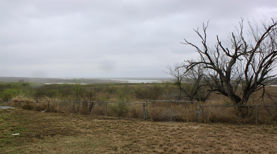 5111 Siesta Ln, Zapata, Texas 78076, 3 Bedrooms Bedrooms, 6 Rooms Rooms,2 BathroomsBathrooms,Residential,For Sale,5111 Siesta Ln,20250910