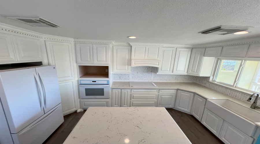 5317 S Siesta Ln, Zapata, Texas 78076, 2 Bedrooms Bedrooms, 5 Rooms Rooms,2 BathroomsBathrooms,Residential,For Sale,5317 S Siesta Ln,20251073