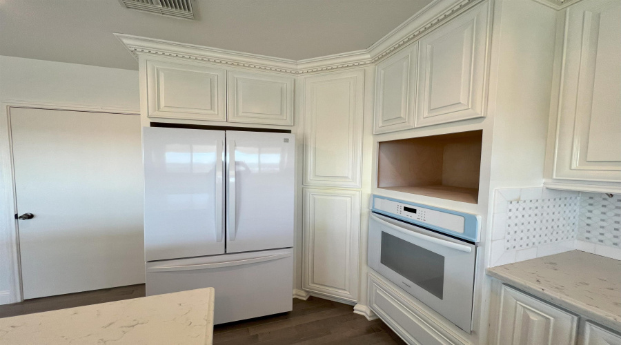 5317 S Siesta Ln, Zapata, Texas 78076, 2 Bedrooms Bedrooms, 5 Rooms Rooms,2 BathroomsBathrooms,Residential,For Sale,5317 S Siesta Ln,20251073