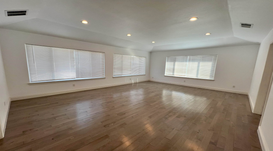 5317 S Siesta Ln, Zapata, Texas 78076, 2 Bedrooms Bedrooms, 5 Rooms Rooms,2 BathroomsBathrooms,Residential,For Sale,5317 S Siesta Ln,20251073
