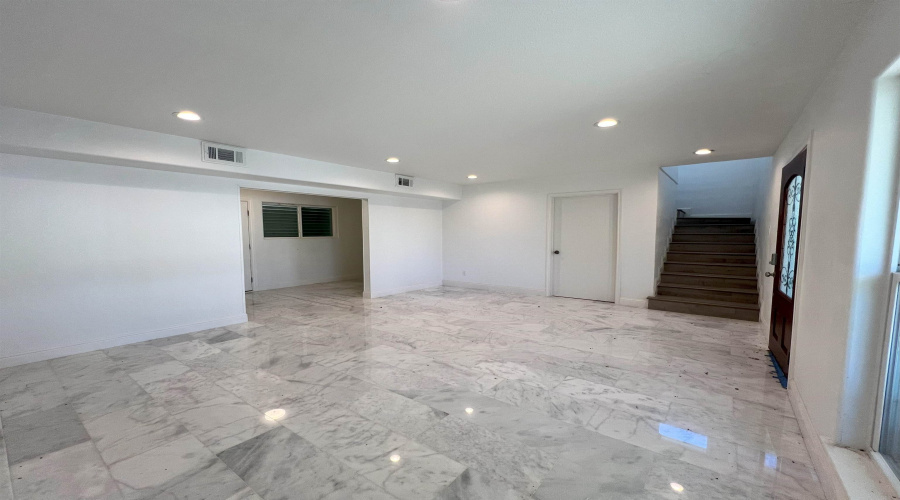 5317 S Siesta Ln, Zapata, Texas 78076, 2 Bedrooms Bedrooms, 5 Rooms Rooms,2 BathroomsBathrooms,Residential,For Sale,5317 S Siesta Ln,20251073