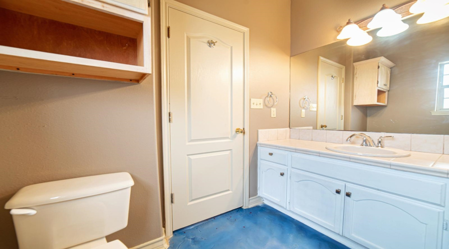 9903 Crystal Ct, Laredo, Texas 78045, 2 Bedrooms Bedrooms, 4 Rooms Rooms,2 BathroomsBathrooms,Residential,For Sale,9903 Crystal Ct,20250791